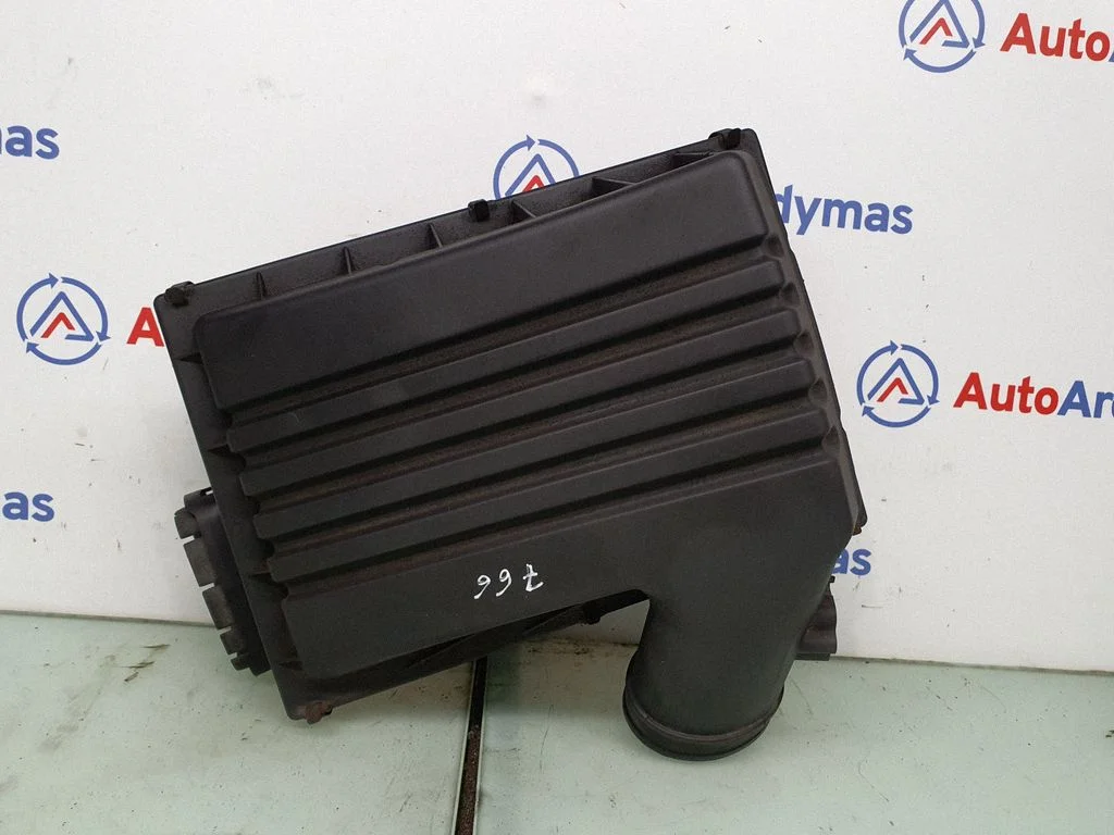 Air filter box – BMW X5 E70 (2006-2013)