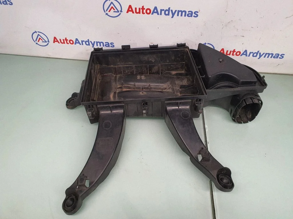 Air filter box 7798340