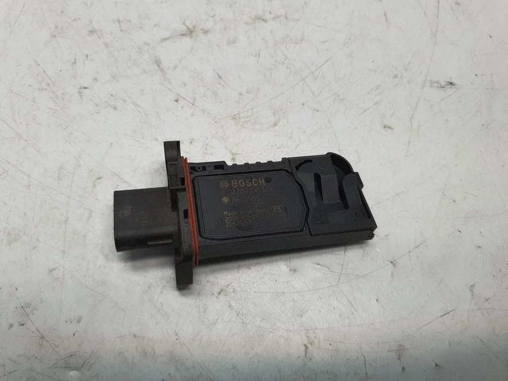 Mass air flow meter 8605565