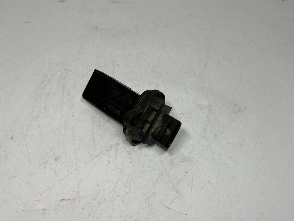 Mass air flow meter – BMW 7 Series F01 F02 F03 F04 (2008-2016)