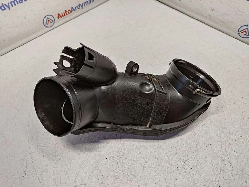 Air intake duct part 8513459