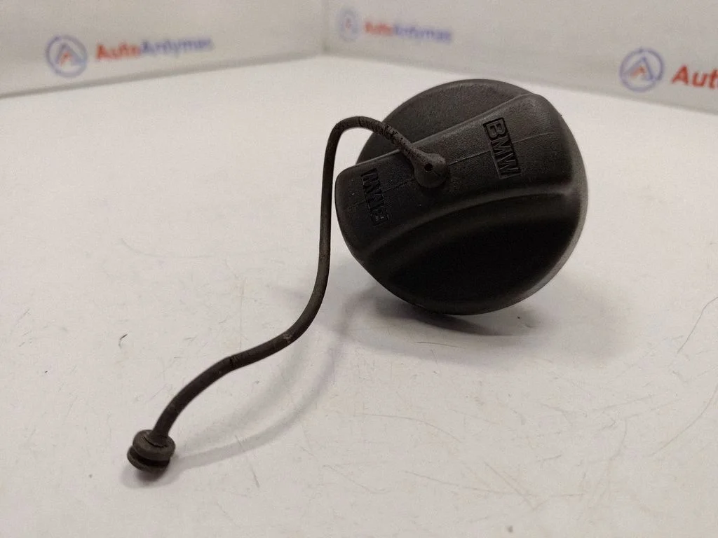 Fuel tank filler cap 16117193381