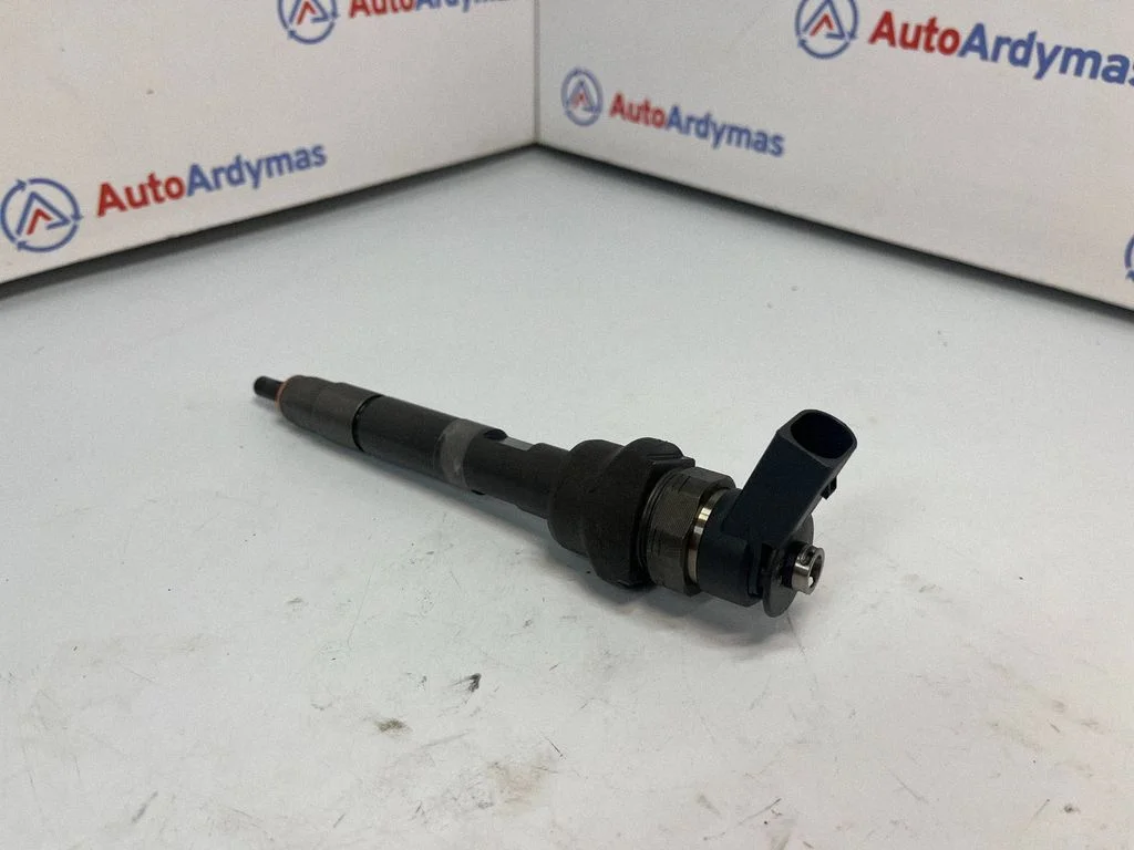 Fuel injector 0445110601