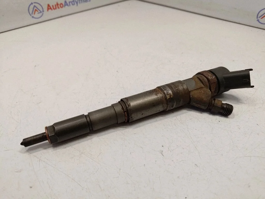 Fuel injector 2354000