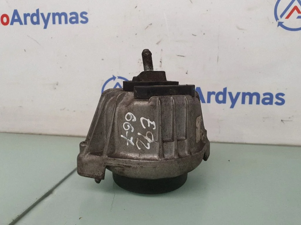 Mootoripadi 6760330