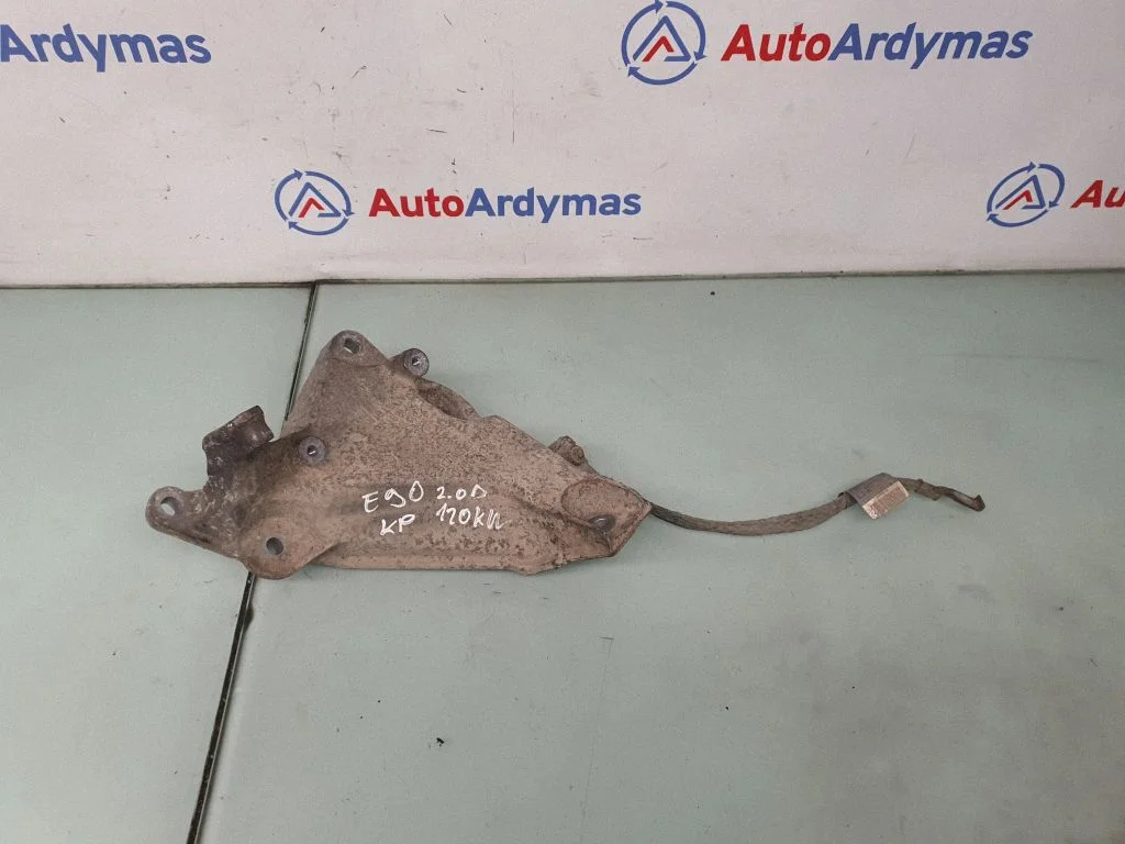 Engine mounting bracket – BMW 3 Series E90 E91 (2005-2012)