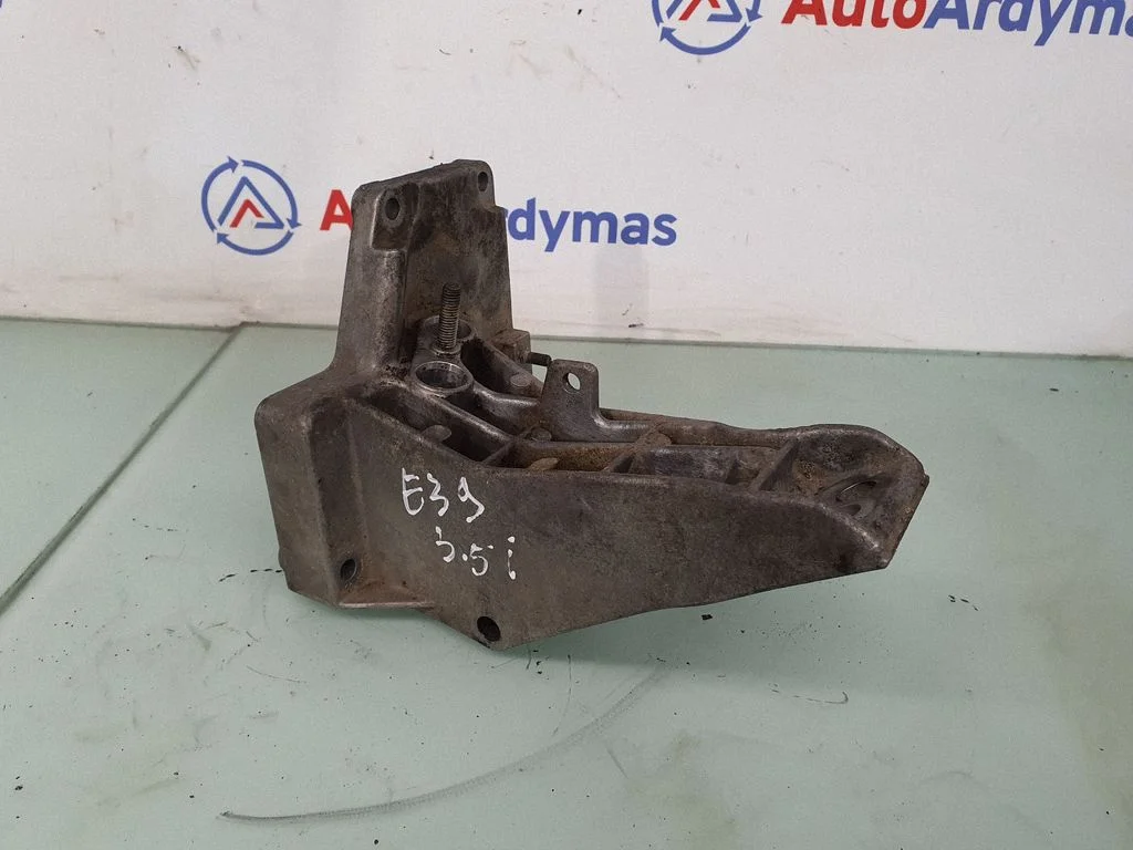 Engine mounting bracket 22121745739