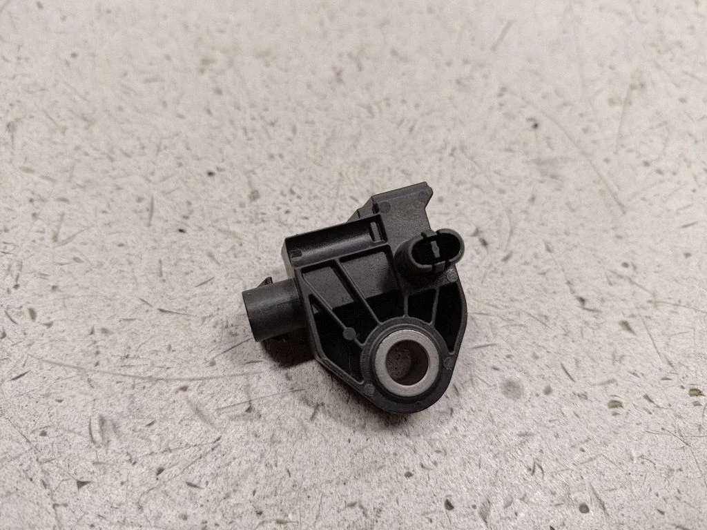 Acceleration sensor 65779341546
