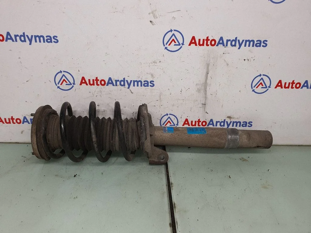 Priekšējais amortizators 6786532