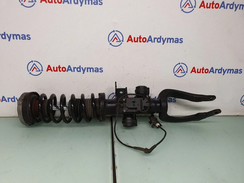 Front shock absorber/damper 6796858