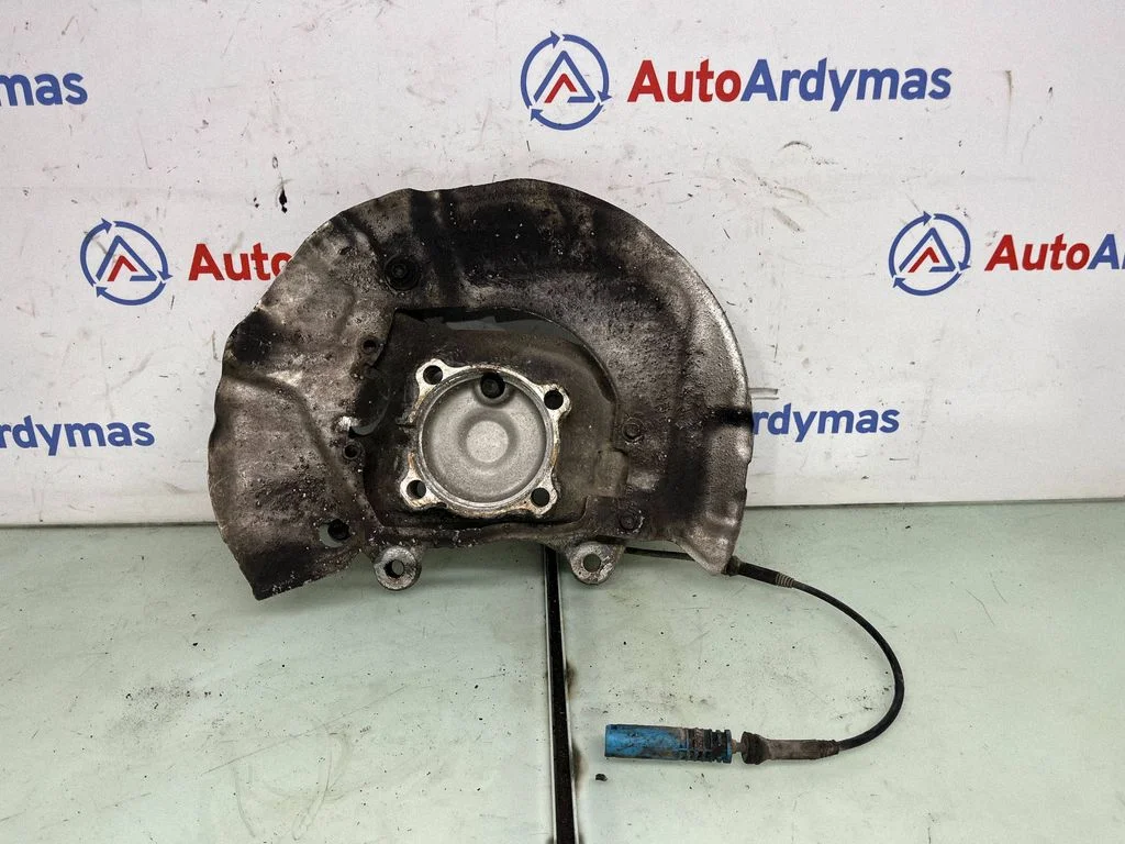 Front wheel hub spindle knuckle – BMW 5 Series E60 E61 (2004-2010)