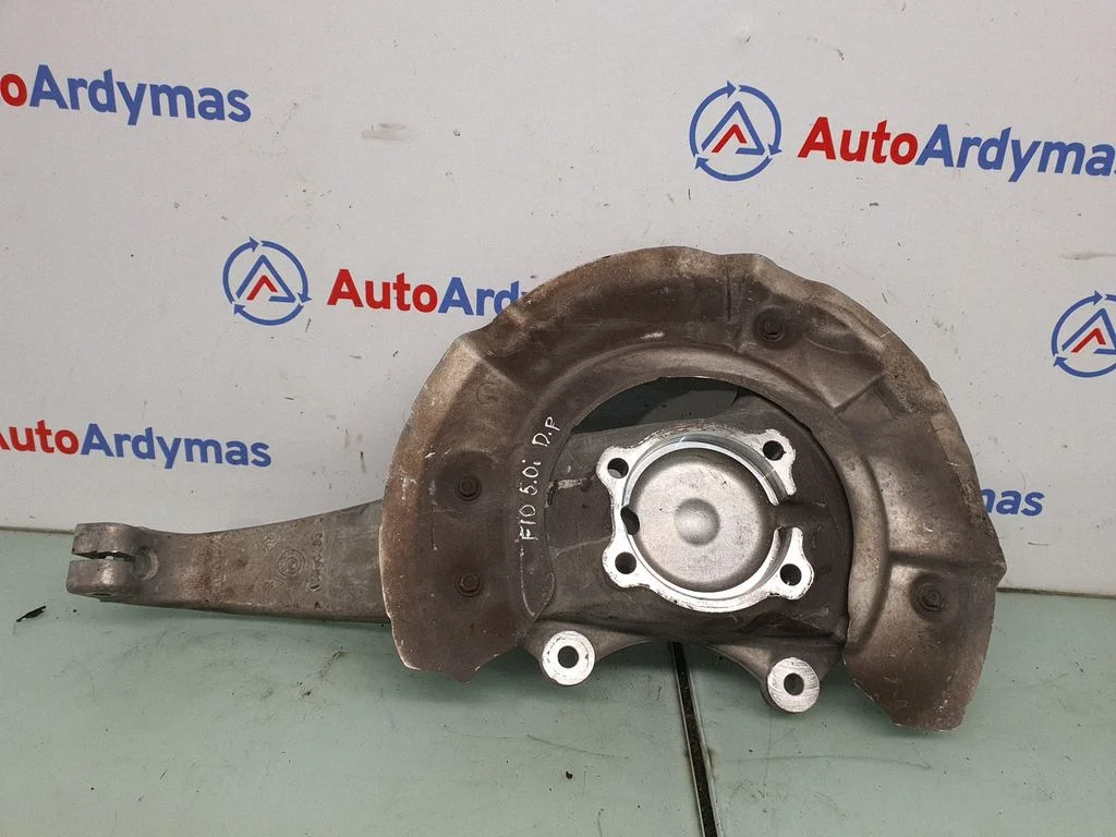 Front wheel hub spindle knuckle 6775770
