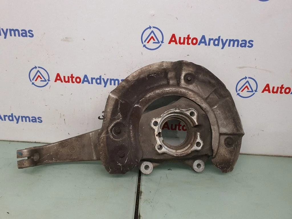 Front wheel hub spindle knuckle 6777752