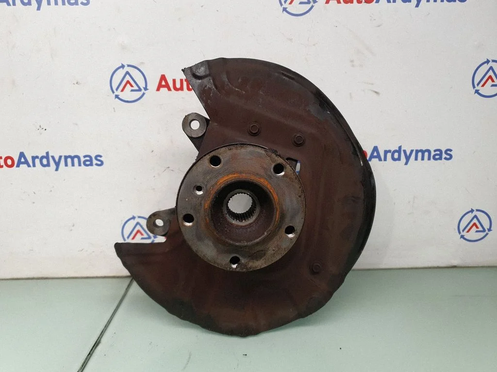 Priekšējais rumbas turētājs (šarnīra dakša) 3450558
