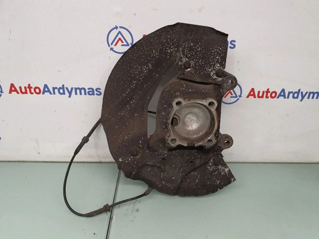 Front wheel hub spindle knuckle 6753461