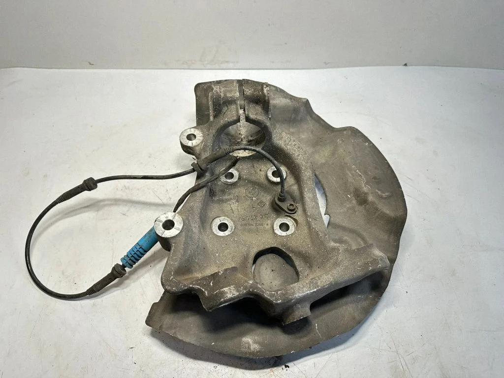 Front wheel hub spindle knuckle – BMW 6 Series E63 E64 (2002-2010)