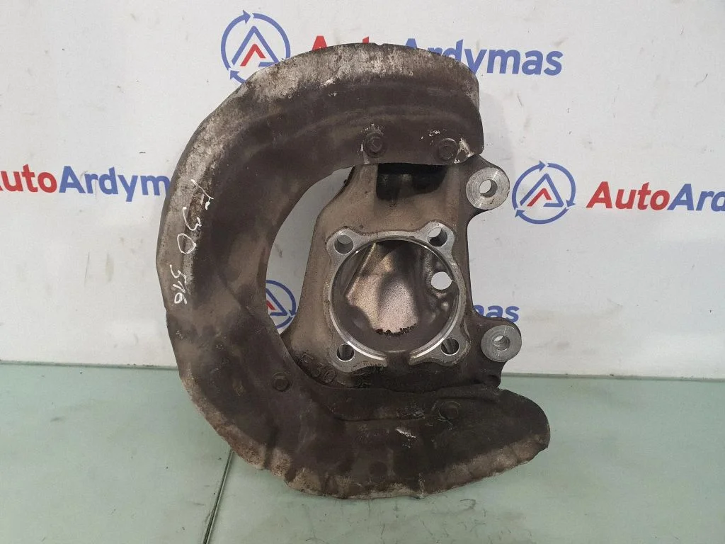 Front wheel hub spindle knuckle 6792287