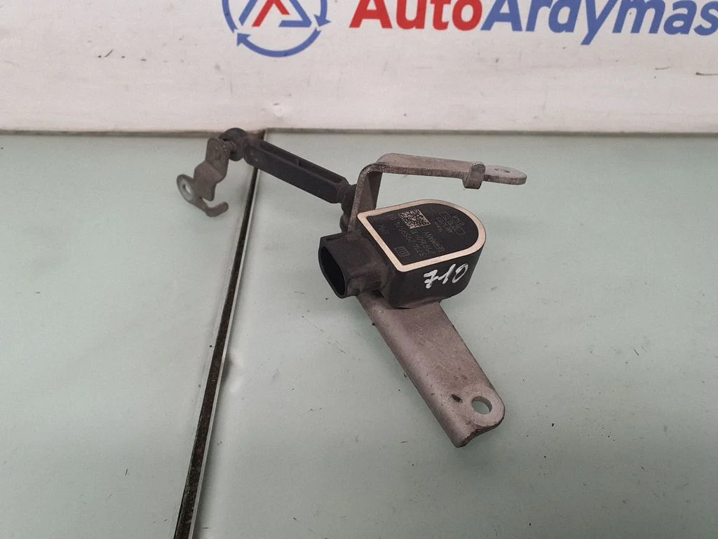 Augstuma sensors (priekš. lukturu) 2959574