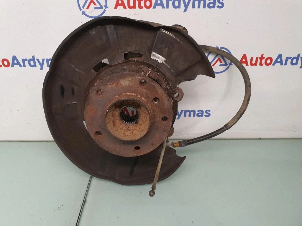 Aizmugurējais rumbas turētājs (šķautne) 6774809