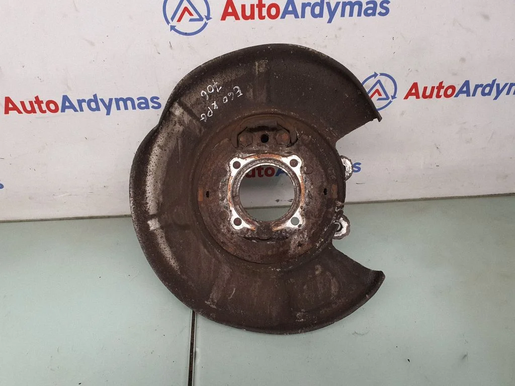 Aizmugurējais rumbas turētājs (šķautne) 6770905