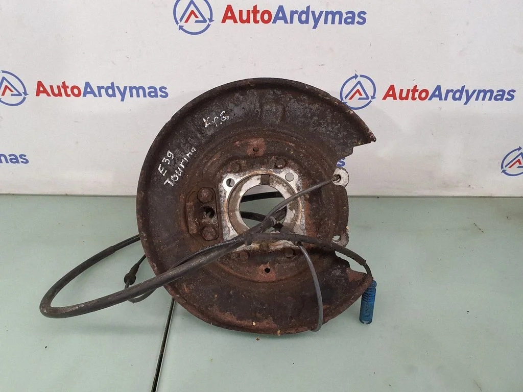 Aizmugurējais rumbas turētājs (šķautne) 33326757319
