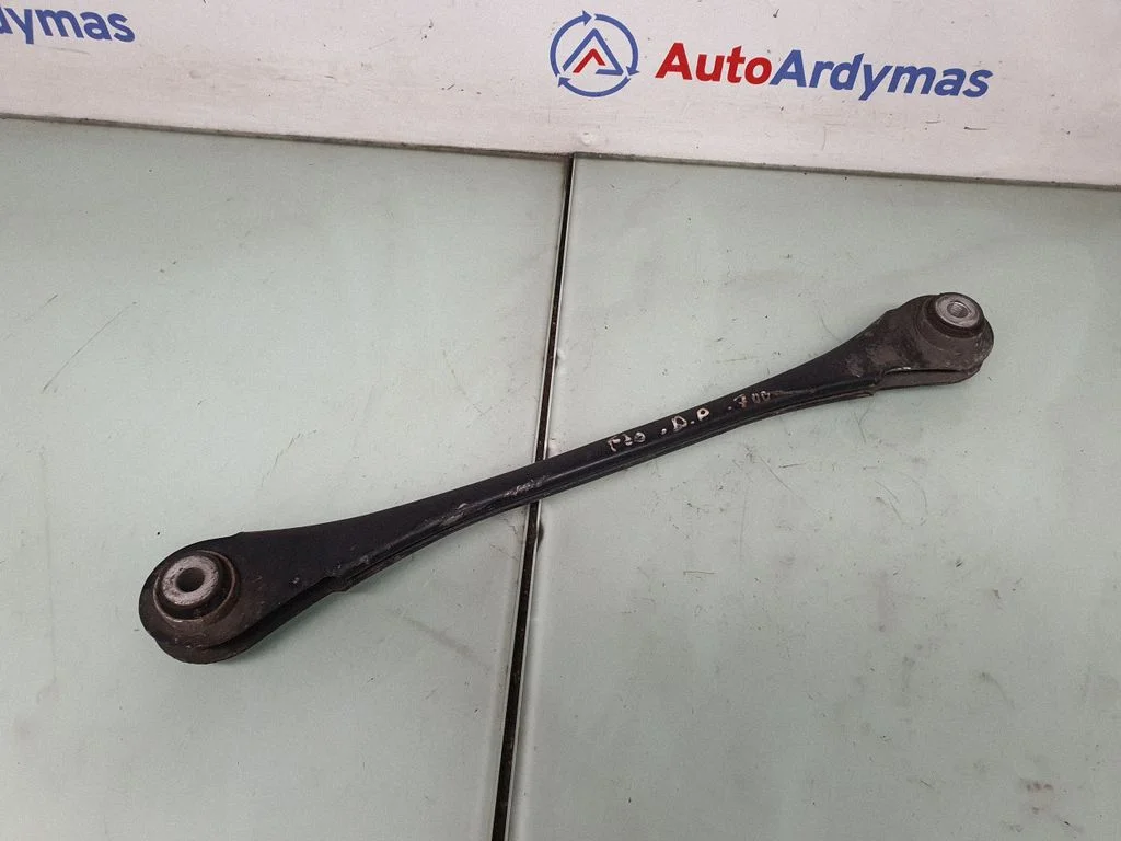 Rear control arm 6792535