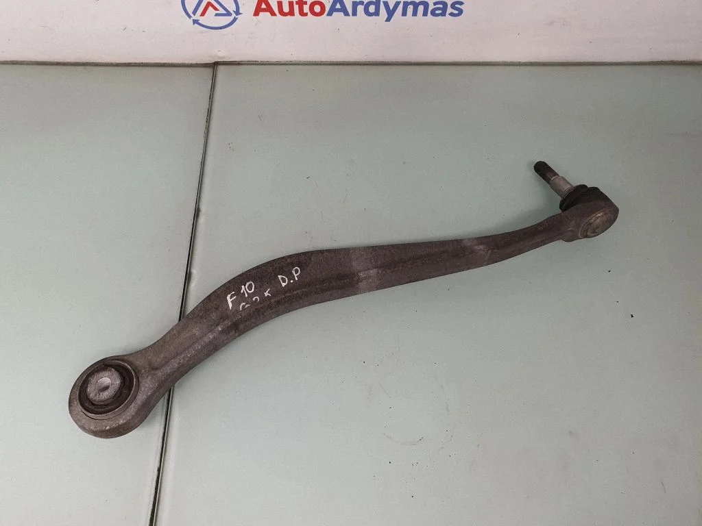Rear control arm 6775902