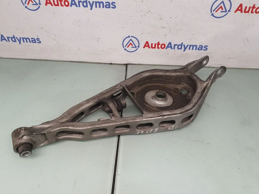 Aizmugurējā svira (dakša) 3402536