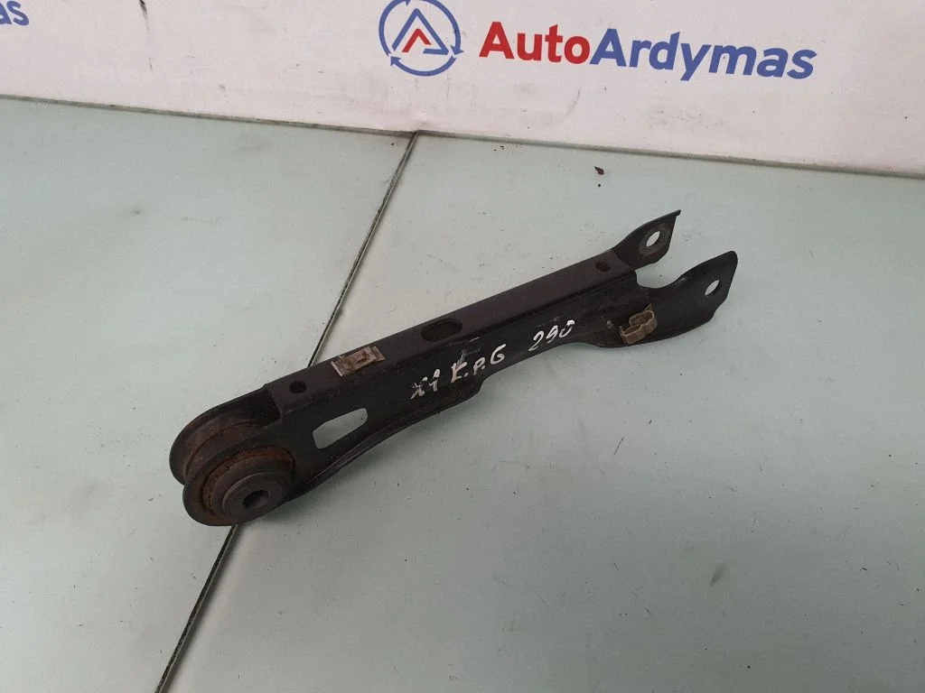 Aizmugurējā svira (dakša) 6782168
