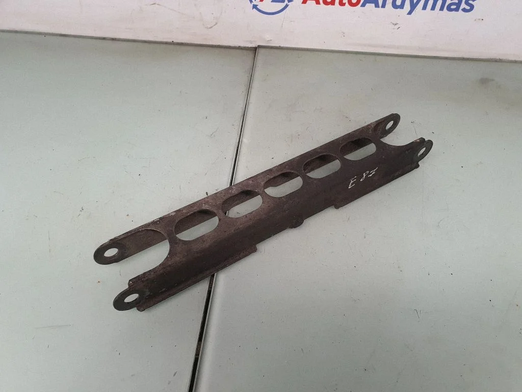 Aizmugurējā svira (dakša) 6763477