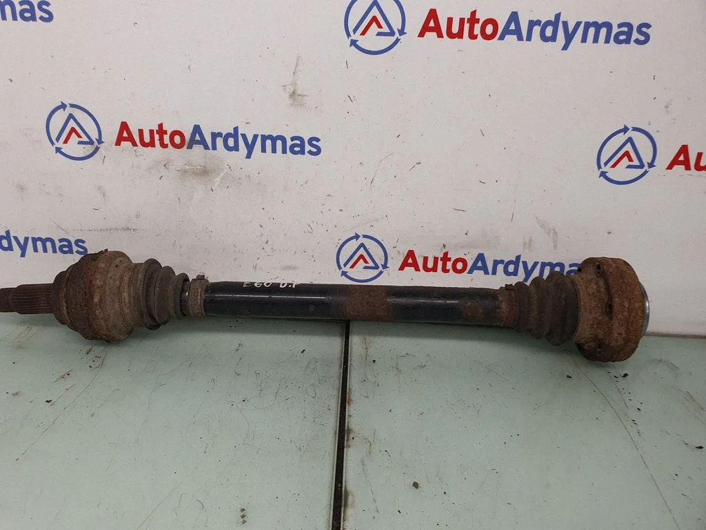 Rear driveshaft – BMW 7 Series E65 E66 (2001-2008)
