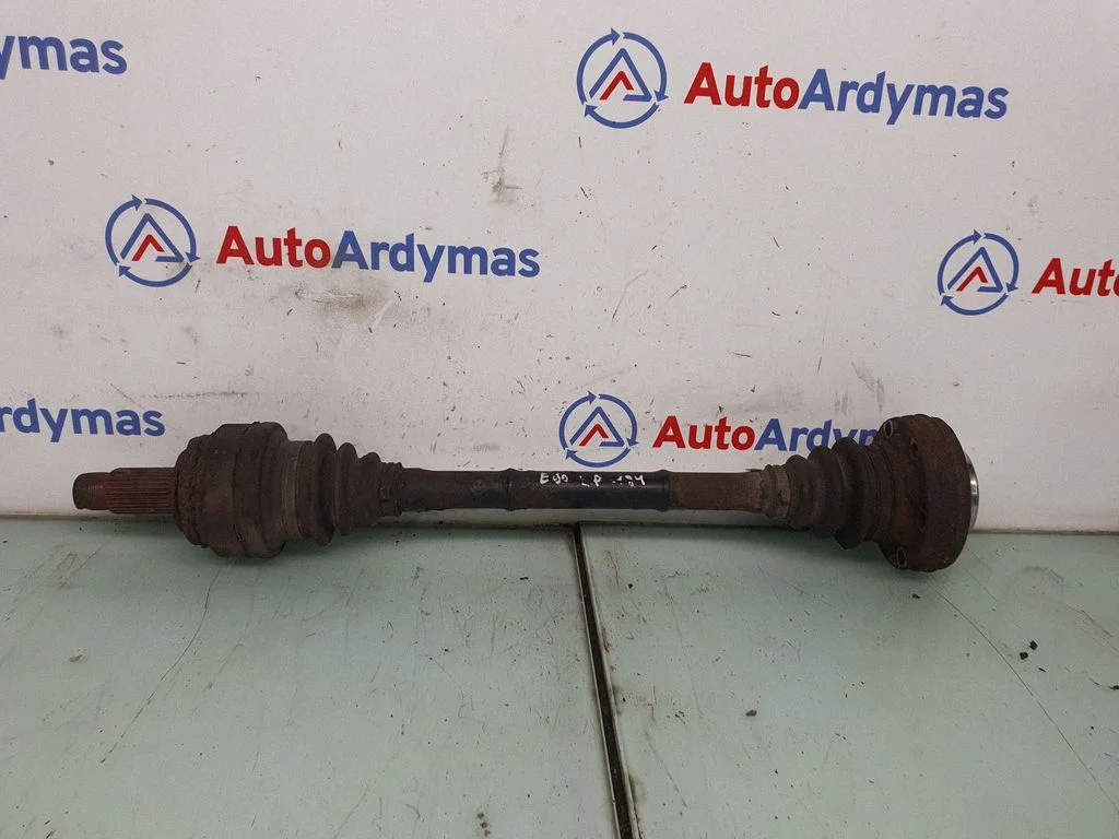 Aizmugurējā pusass 7533453