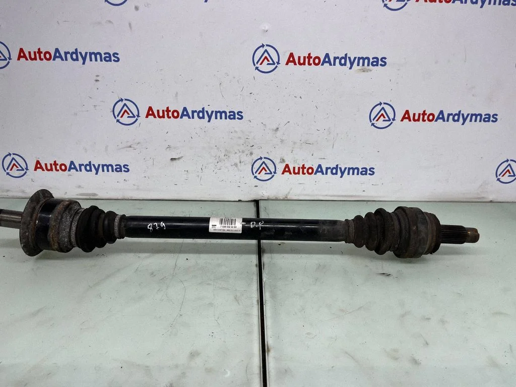 Aizmugurējā pusass 7598032