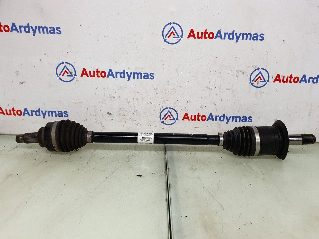 Rear driveshaft 7637444