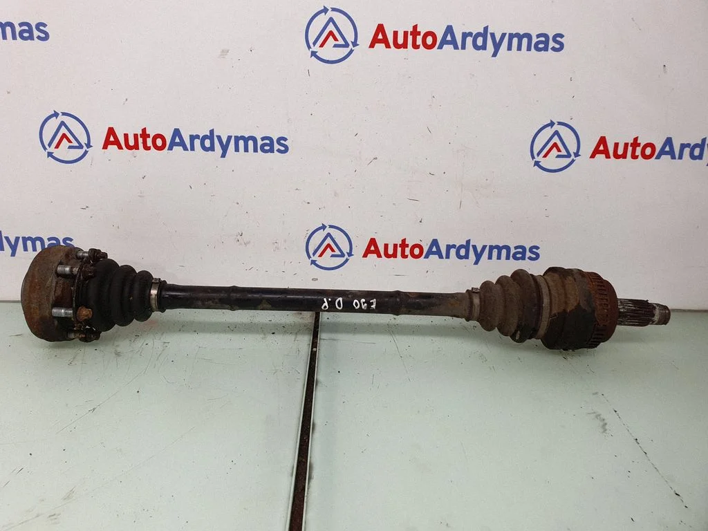 Tagumine pooltelg – BMW 1-seeria E81 E87 (2004-2011)