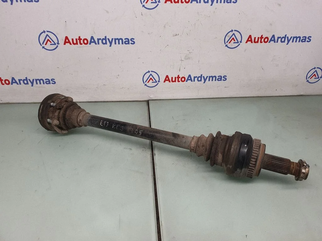 Aizmugurējā pusass 3417391