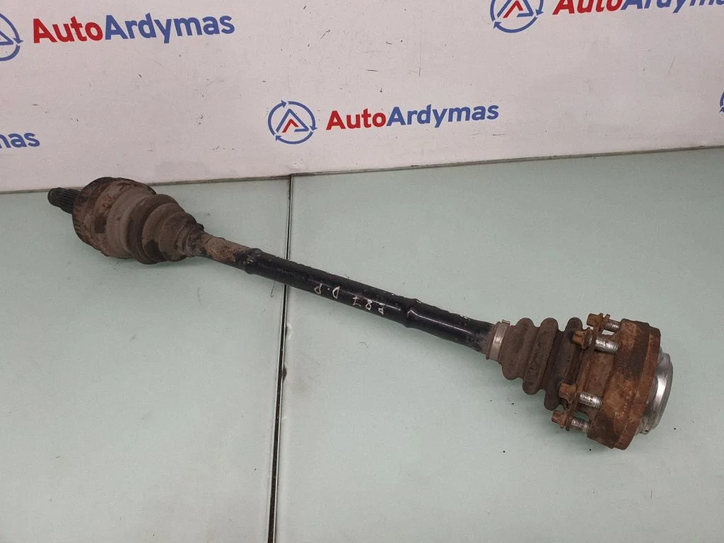 Tagumine pooltelg – BMW 1-seeria E81 E87 (2004-2011)