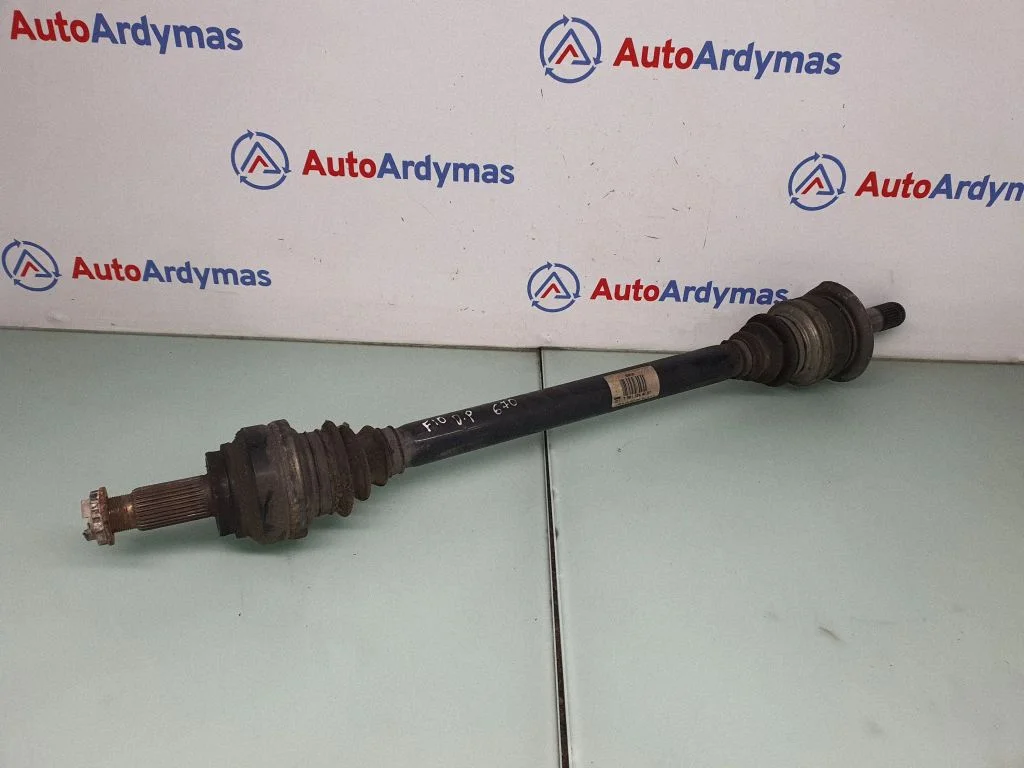 Tagumine pooltelg – BMW 5-seeria F10 F11 (2009-2016)