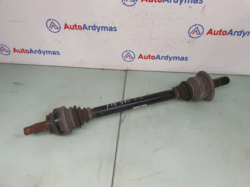 Rear driveshaft 7647027