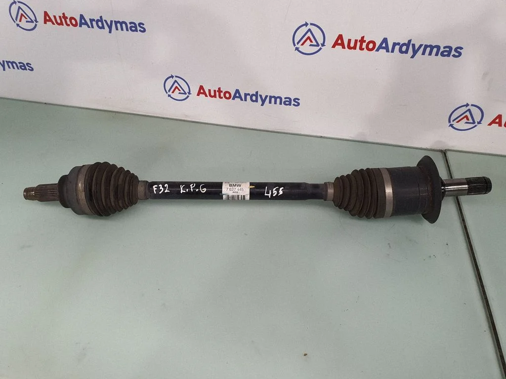 Rear driveshaft 7637445