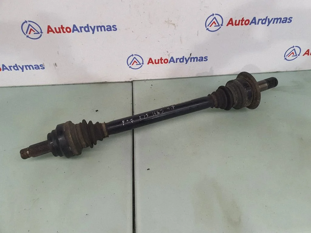 Rear driveshaft