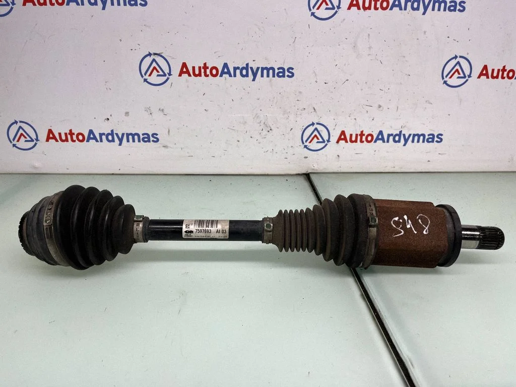Front driveshaft – BMW 3 Series F30 F35 F31 (2012-2018)