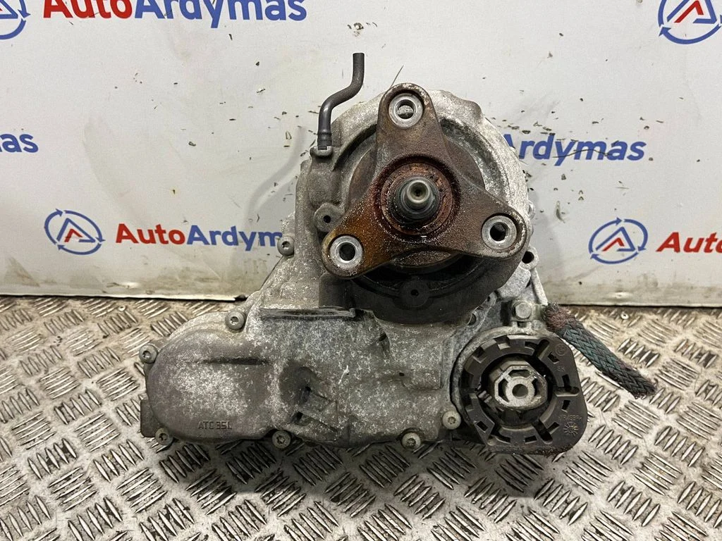 Gearbox transfer box case 8662300