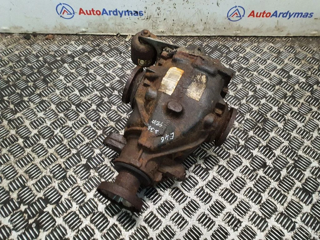 Rear differential 7525201