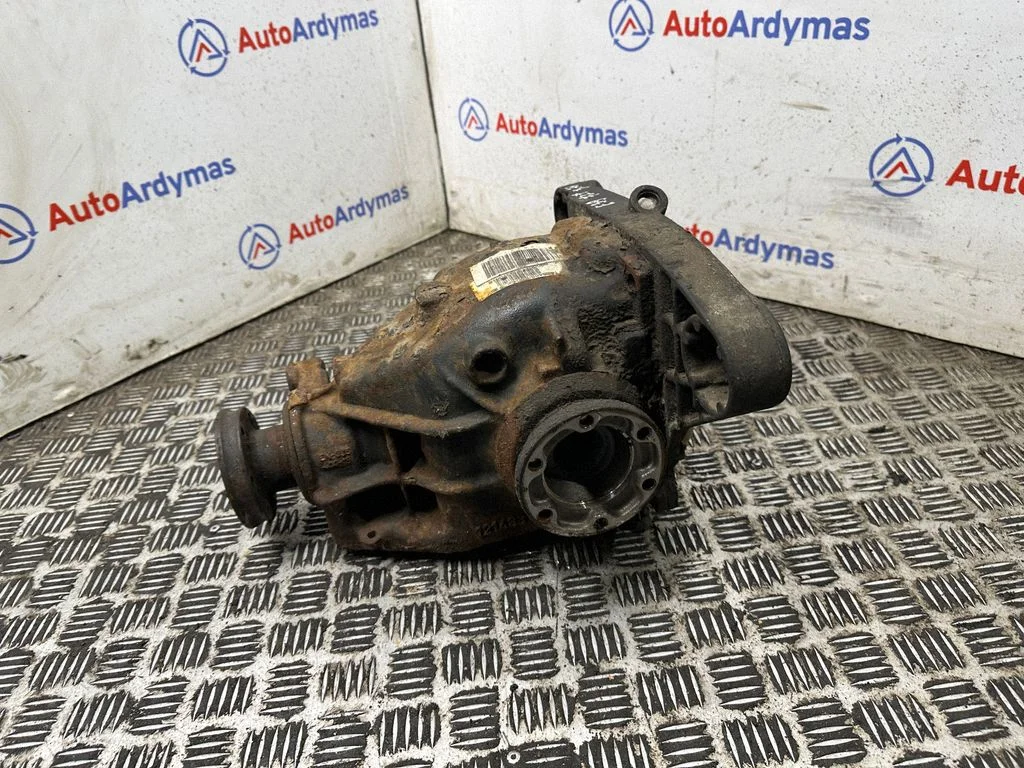 Rear differential 1428469