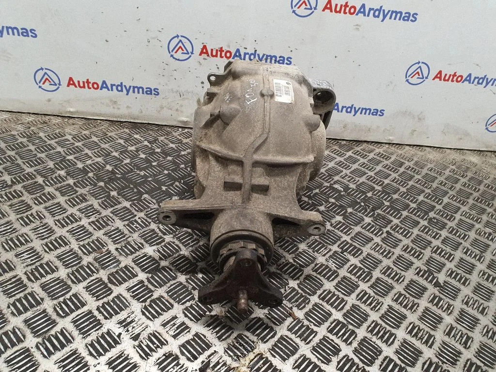 Rear differential 7577097