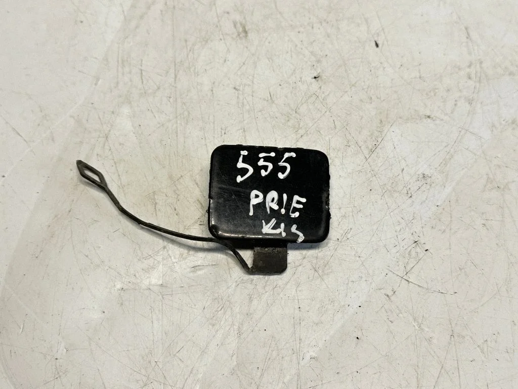 Priekšējā vilkšanas cilpas vāciņš 7167575
