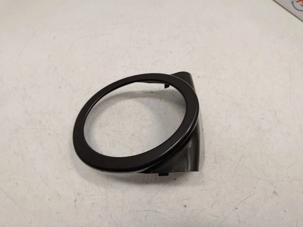 Front fog light trim/grill 7893067