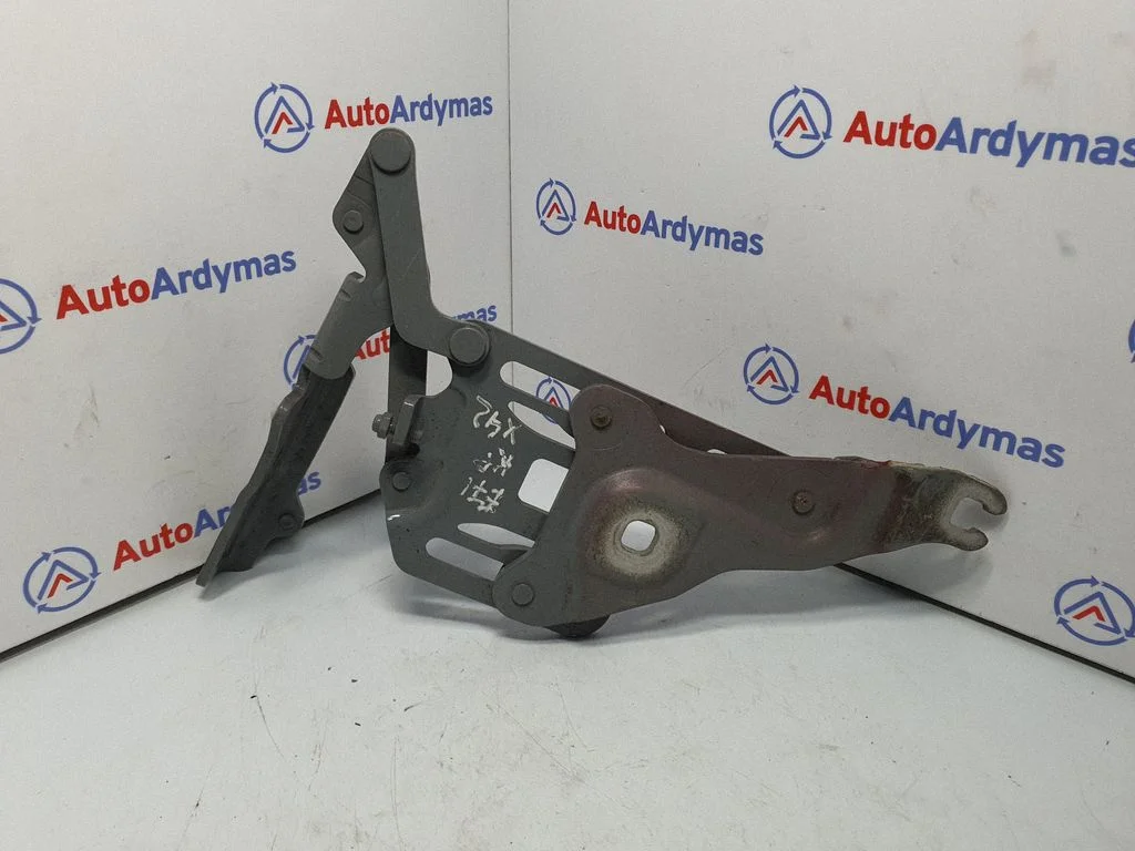 Engine bonnet/hood hinges 7148347