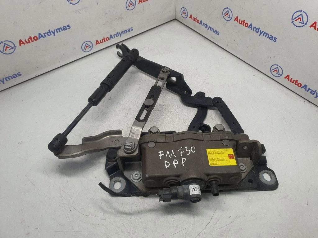 Engine bonnet/hood hinges 7207200